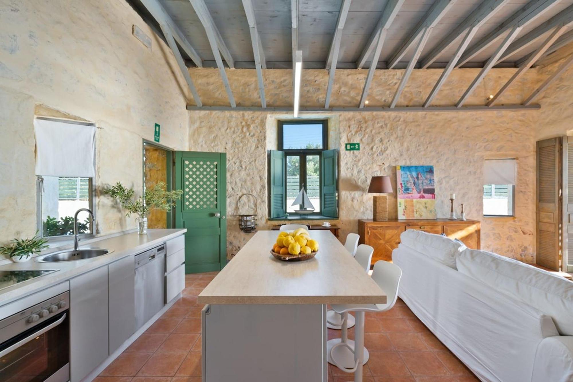 Villa Mediterranea, With Heated Pool Livadia  Eksteriør bilde